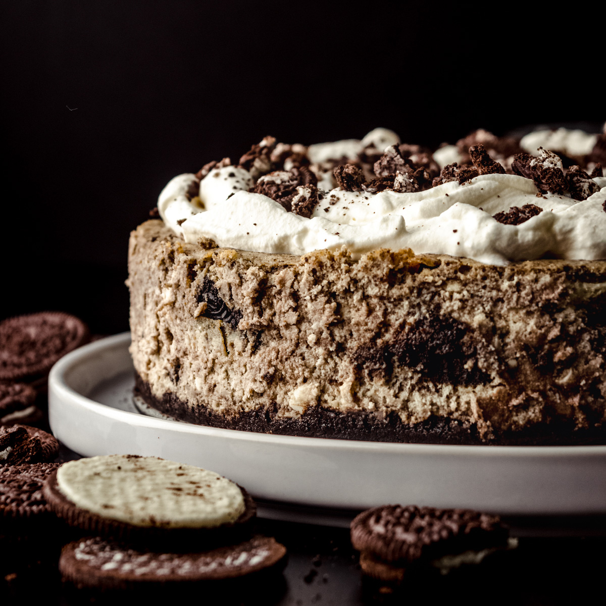 Achieve Iconic Oreo Cheesecake Flavor: Crust to Topping